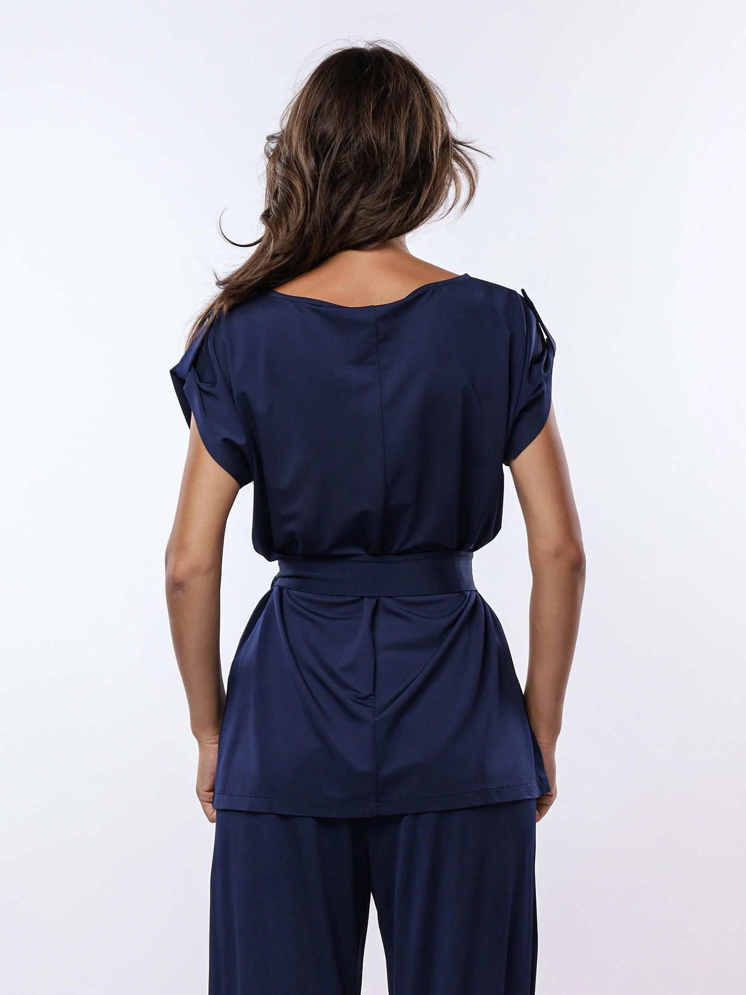 Футболка темно-синего цвета из смесовой вискозы